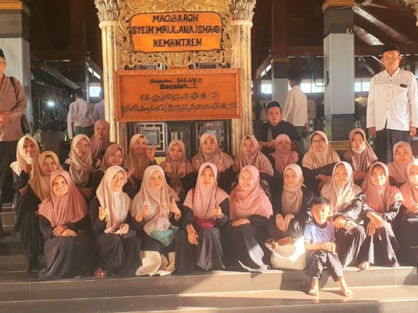 Menyusuri Jejak Dakwah di Pesisir Utara* Menyusuri Jejak Dakwah di Pesisir Utara*